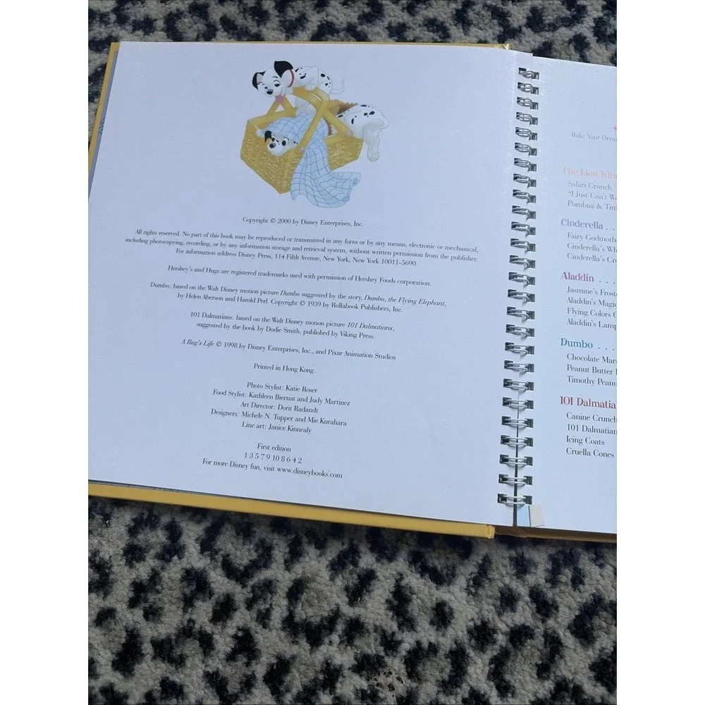 Vtg Disney Bakery Adrienne Berofsky (2000 1st, HC Spiral) Recipes‎ Magical Kids